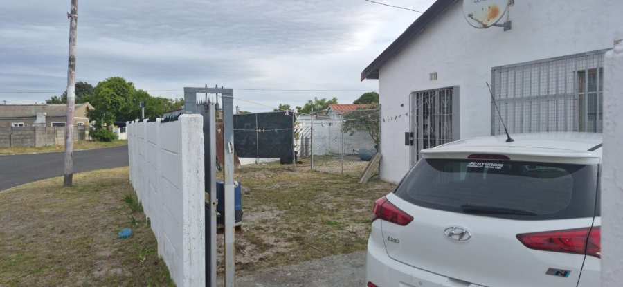 To Let 2 Bedroom Property for Rent in Belthorn Estate Western Cape